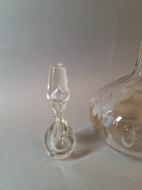 Glas Karaffel med oliven slibninger